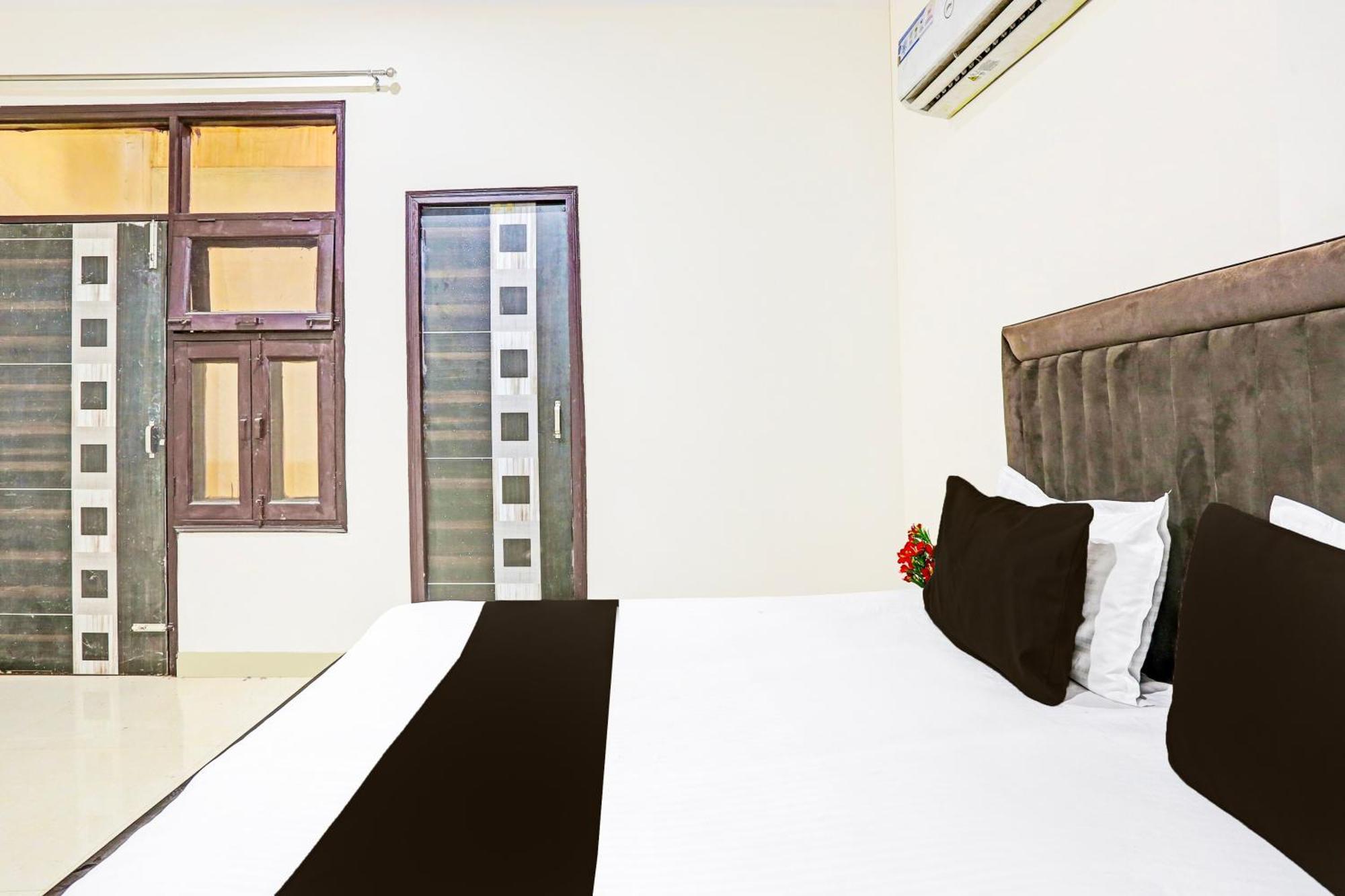 Hotel O Redbull Inn Gurgaon Exterior foto